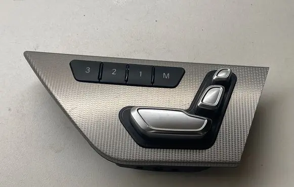 Mercedes-Benz C W205 Seat control switch A2129050351 10094748