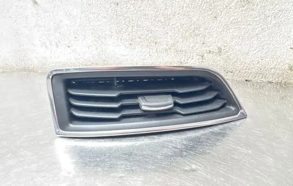 Ford Edge II Dash center air vent grill EM2B19C681 132423 EW7HA