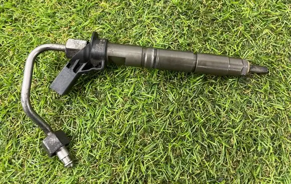 Mercedes-Benz ML W164 Fuel injector 0445115 150920