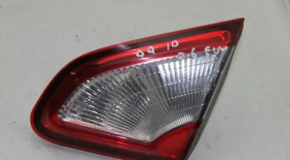 Nissan Qashqai Tailgate rear/tail lights
