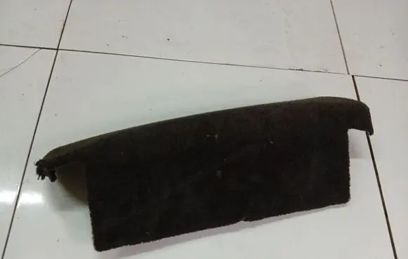 Porsche Cayenne (9PA) Other trunk/boot trim element 7L0881327