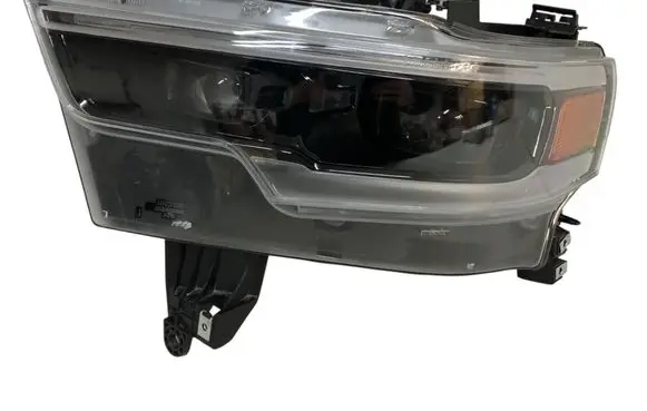 Dodge RAM Headlight/headlamp 68316085AD Replacement Taiwan