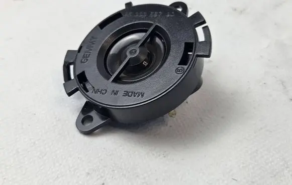 Citroen C4 II Picasso Front door high frequency speaker 9633355780