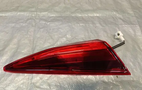 Honda Civic X Tailgate rear/tail lights W2371