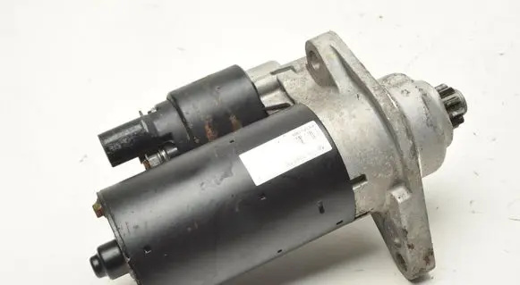 Skoda Roomster (5J) Starter motor 32673N