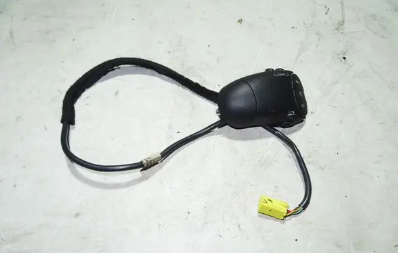 Volvo C30 Multifunctional control switch/knob 8200090516F 8200090516