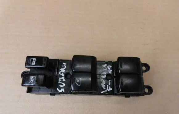 Subaru Impreza III Electric window control switch 83071FG090