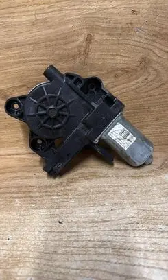 Volvo XC70 Front door window regulator motor 970713101