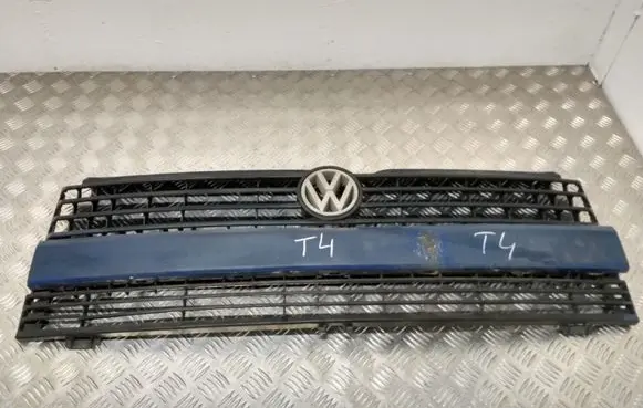 Volkswagen Transporter - Caravelle T4 Front bumper upper radiator grill 701853653E