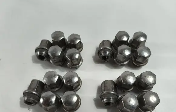 Jeep Grand Cherokee Nuts/bolts