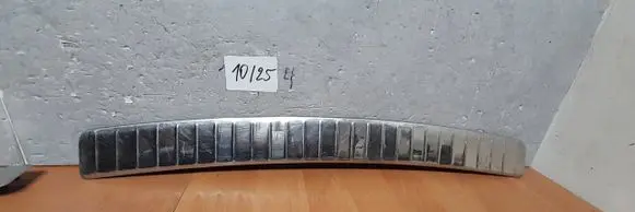 Mercedes-Benz ML W164 Trunk/boot sill cover protection A1648850016 8850016