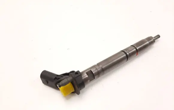 Audi Q7 4L Fuel injector 059130277CD 0445117022