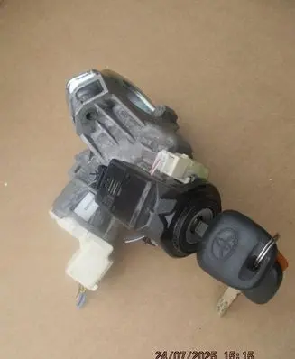 Toyota Yaris Ignition lock 45020