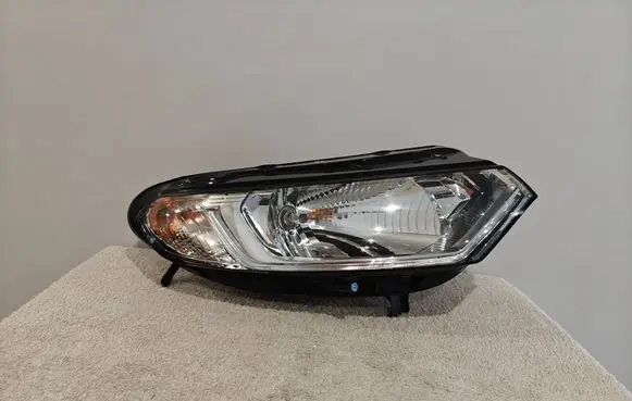 Ford Ecosport Headlight/headlamp CN1513W029BG B515HL
