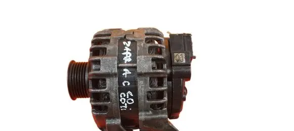 Opel Zafira C Generator/alternator 39007852 B20DTH