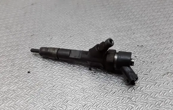 Volvo S40, V40 Fuel injector 0445110021