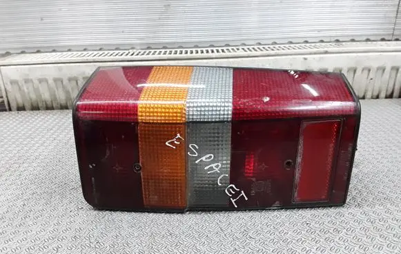 Renault Espace I Rear/tail lights E20286070