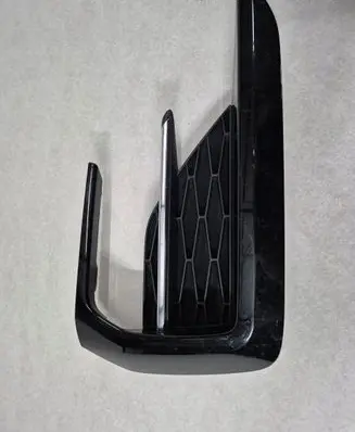 Volkswagen Golf Sportsvan Front bumper lower grill 510853949