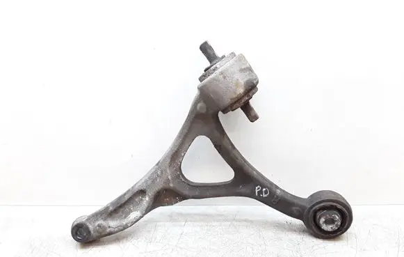 Volvo XC90 Front lower control arm/wishbone