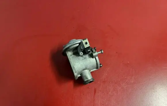 BMW 5 E60 E61 EGR valve 7791480