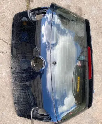 Volkswagen Golf V Tailgate/trunk/boot lid