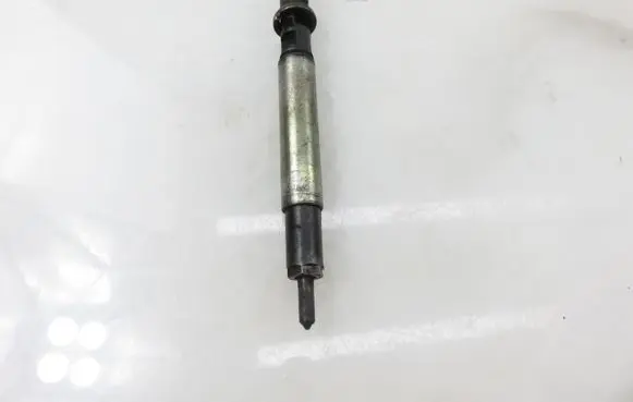 Citroen C3 Fuel injector EJBR01001A 9650059780