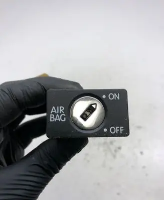 Skoda Octavia Mk2 (1Z) Passenger airbag on/off switch 1K0919237A