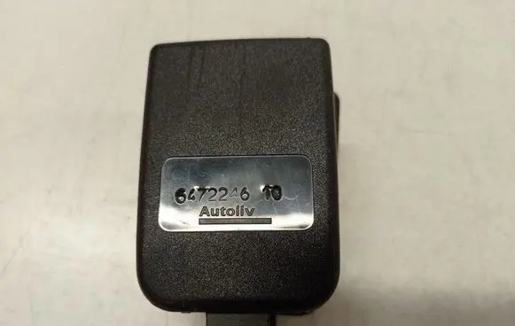 Peugeot 407 Rear seatbelt buckle 647484210