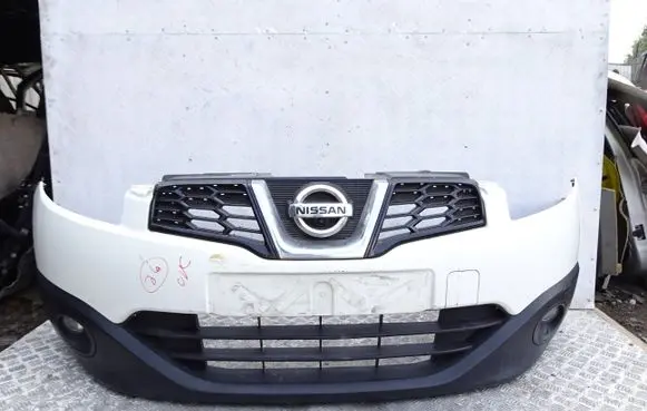 Nissan Qashqai Front bumper sdf