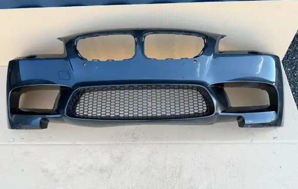 BMW M5 Front bumper 8047373