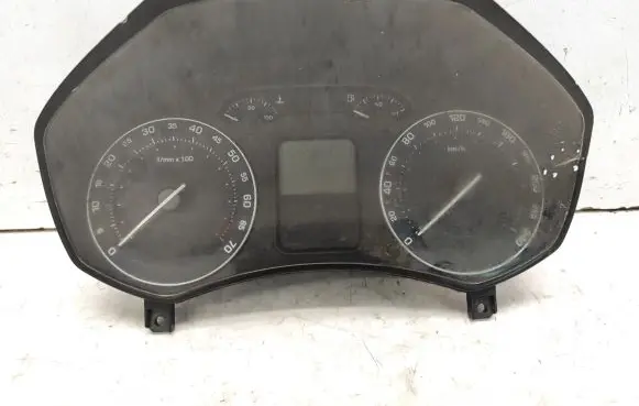 Skoda Octavia Mk1 (1U) Speedometer (instrument cluster)