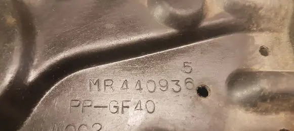 Mitsubishi Pajero Battery box tray MR440936 W002
