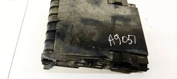 Battery box tray