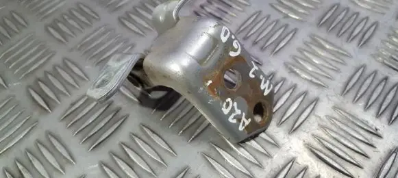 Mazda 2 Rear door lower hinge