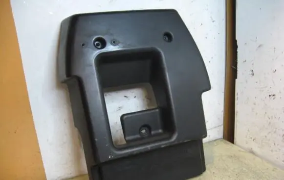 Steering wheel column trim