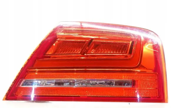 Audi A8 S8 D4 4H Rear/tail lights