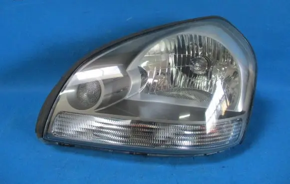 Hyundai Tucson TL Headlight/headlamp