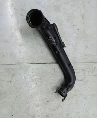 Volkswagen Jetta VI Intercooler hose/pipe 04E145673G