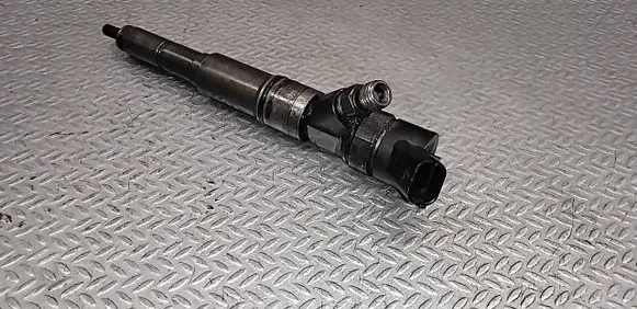 BMW X5 E53 Fuel injector 0445110047 7785984