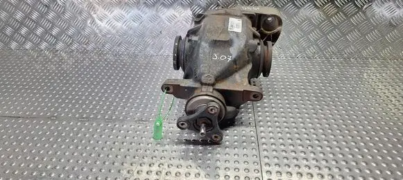 BMW 1 E81 E87 Rear differential S25145087 7566169