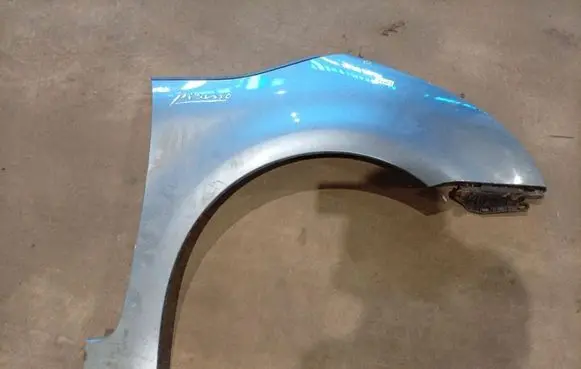 Citroen C4 I Picasso Fender 