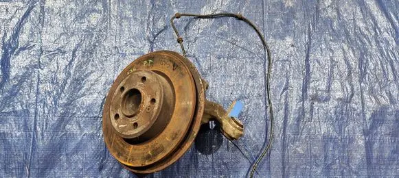 Mercedes-Benz A W176 Rear wheel hub A2460406 A2465400417