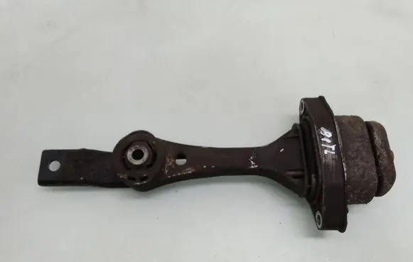 Volkswagen New Beetle Gearbox mount