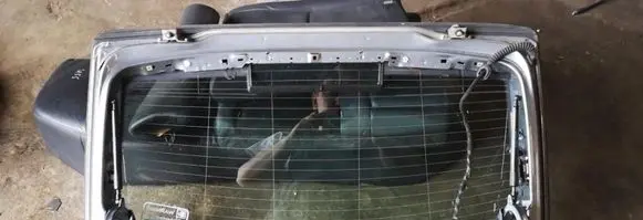 Skoda Superb B6 (3T) Rear windscreen/windshield window 