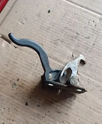 BMW X5 E53 Engine bonnet (hood) release handle 7122916