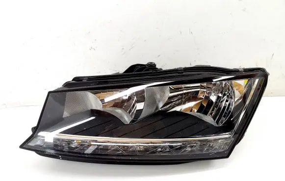 Skoda Fabia Mk3 (NJ) Headlight/headlamp 6V2941015D