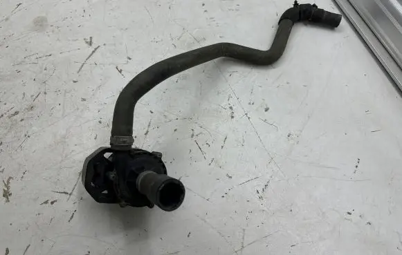 Tesla Model S Electric auxiliary coolant/water pump 600737300B 600773200D 08737300