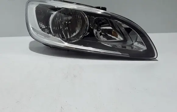 Volvo V60 Headlight/headlamp 31420270