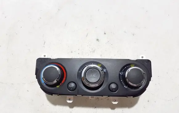 Renault Captur Air conditioner control unit module 275101687R