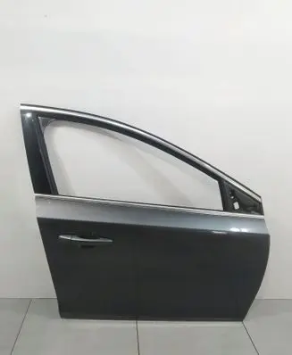 Volvo V40 Front door 